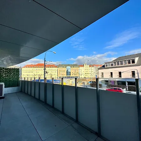 Vivien Modern Brno